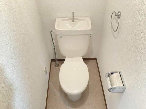 アラモード旭ヶ丘の物件内観写真